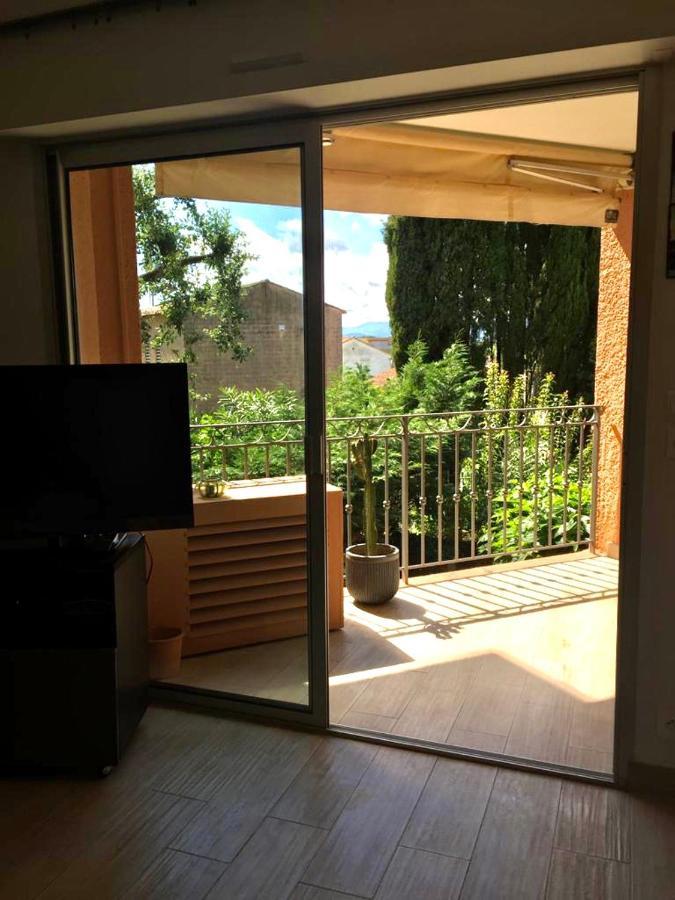 Belle Residence Au Centre De Saint Tropez Avec Piscine Et Garage Exterior foto